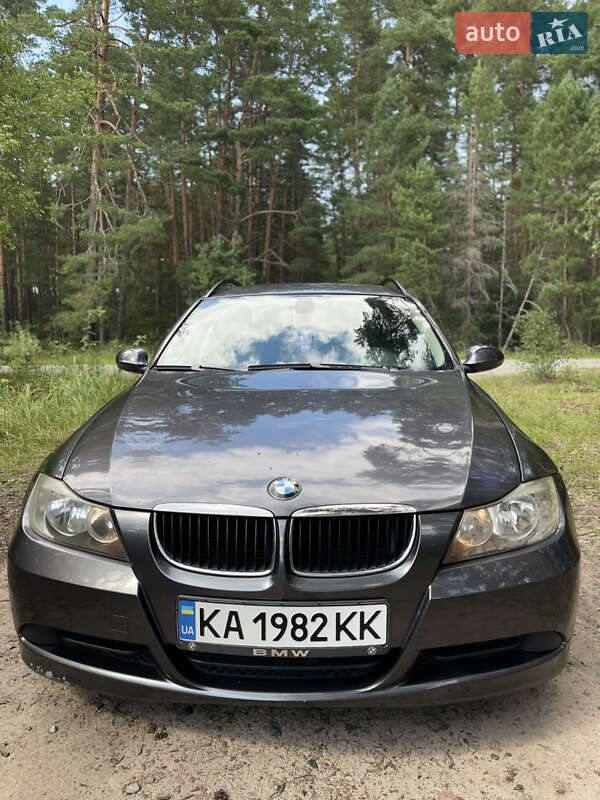 BMW 3 Series 2005