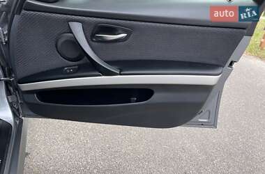 Седан BMW 3 Series 2011 в 