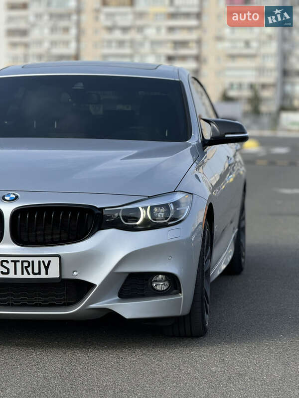 Седан BMW 3 Series 2017 в Києві