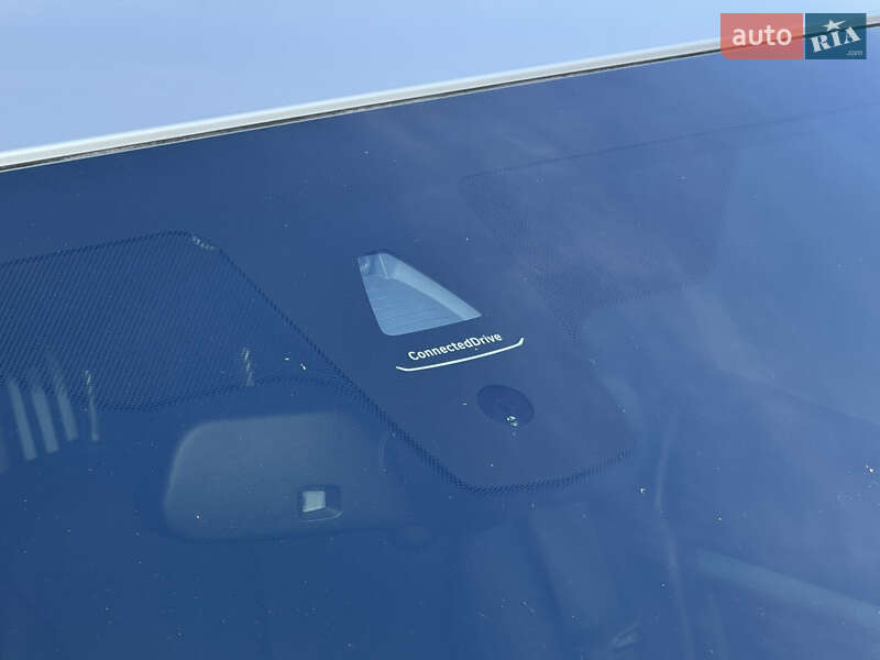 Седан BMW 3 Series 2017 в Києві