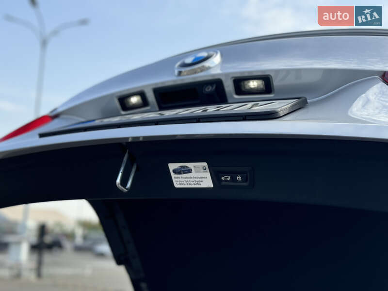 Седан BMW 3 Series 2017 в Києві