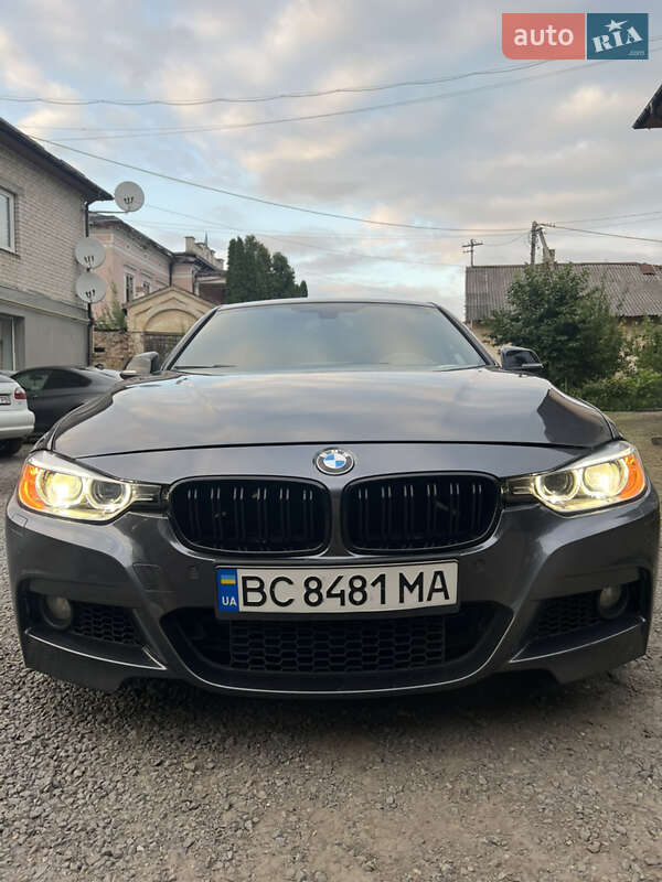 Седан BMW 3 Series 2015 в Буске