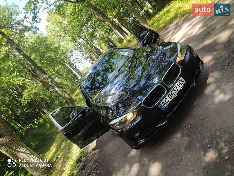 Седан BMW 3 Series 2015 в Луцьку