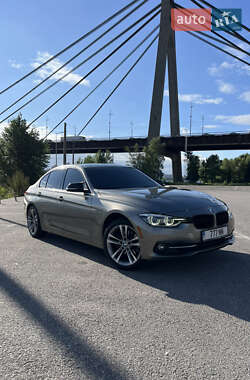 Седан BMW 3 Series 2016 в Києві
