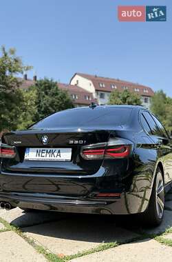 Седан BMW 3 Series 2017 в Харкові