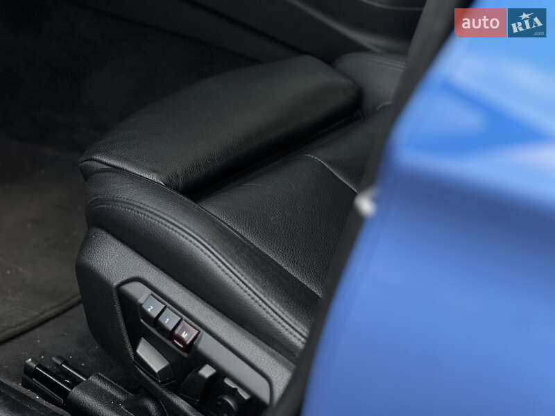 Седан BMW 3 Series 2014 в Кропивницькому