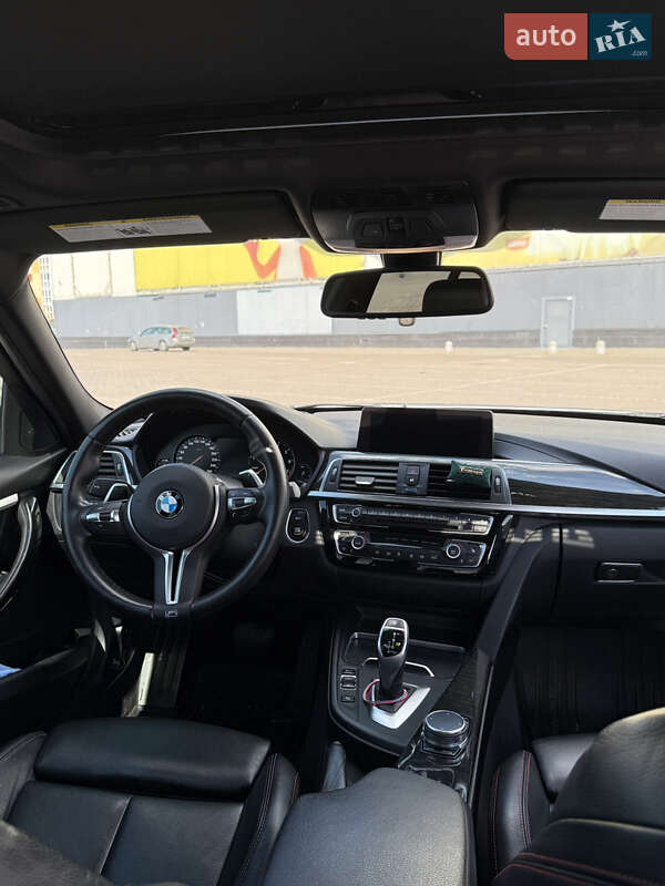 Седан BMW 3 Series 2017 в Киеве
