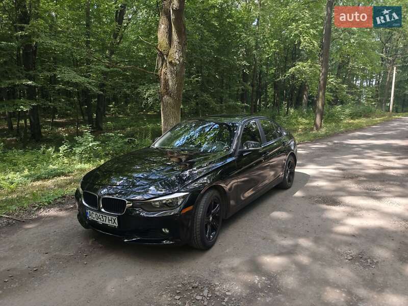 Седан BMW 3 Series 2015 в Луцьку