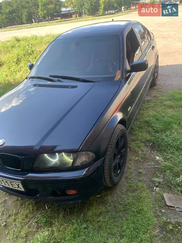BMW 3 Series 2001