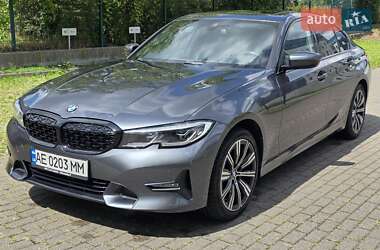 Седан BMW 3 Series 2019 в Днепре