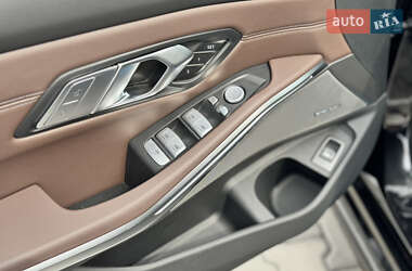 Седан BMW 3 Series 2025 в 