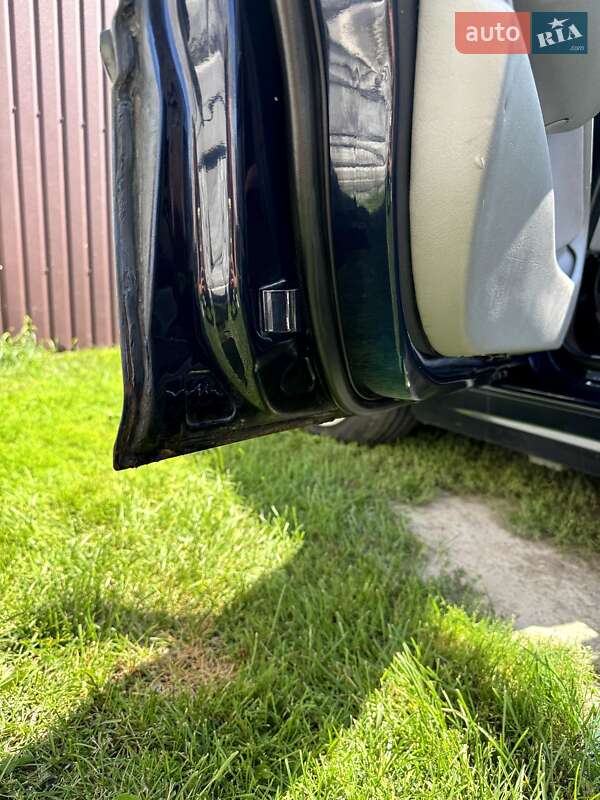 Седан BMW 3 Series 2002 в Млинове