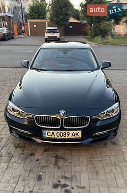 Седан BMW 3 Series 2013 в Черкасах