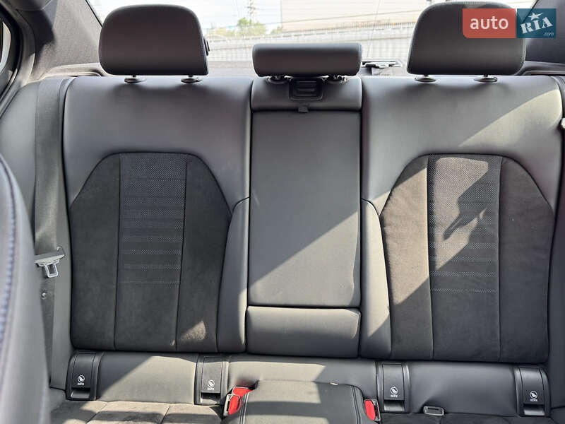 Седан BMW 3 Series 2019 в Киеве