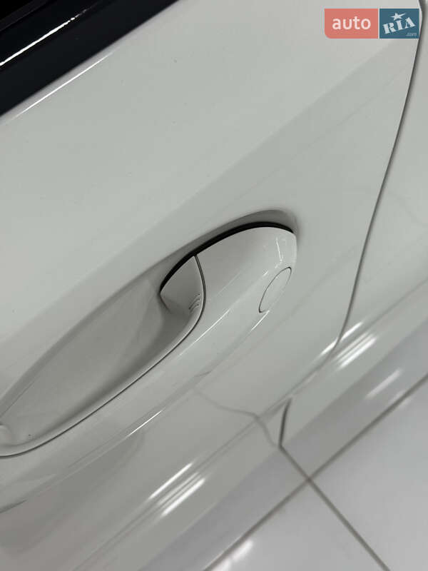 Седан BMW 3 Series 2019 в Одесі