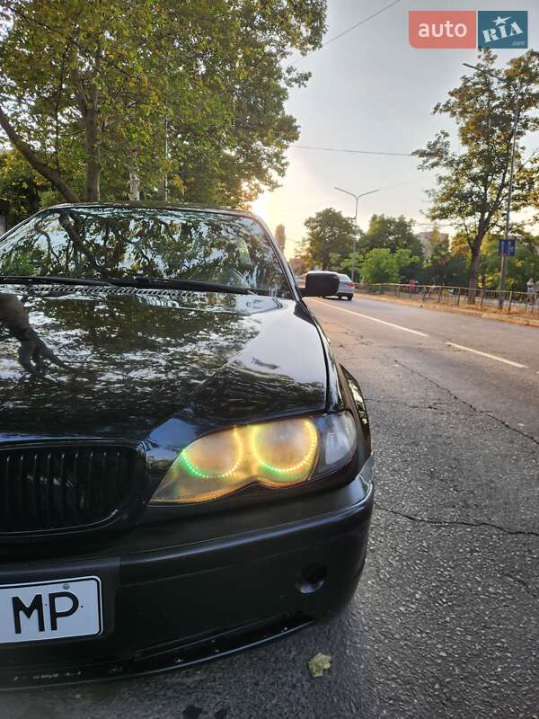 BMW 3 Series 2001