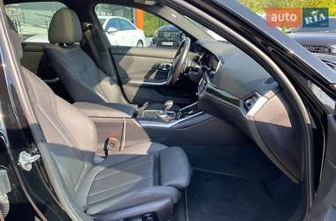 Седан BMW 3 Series 2019 в  фото 24 Седан BMW 3 Series 2019 в