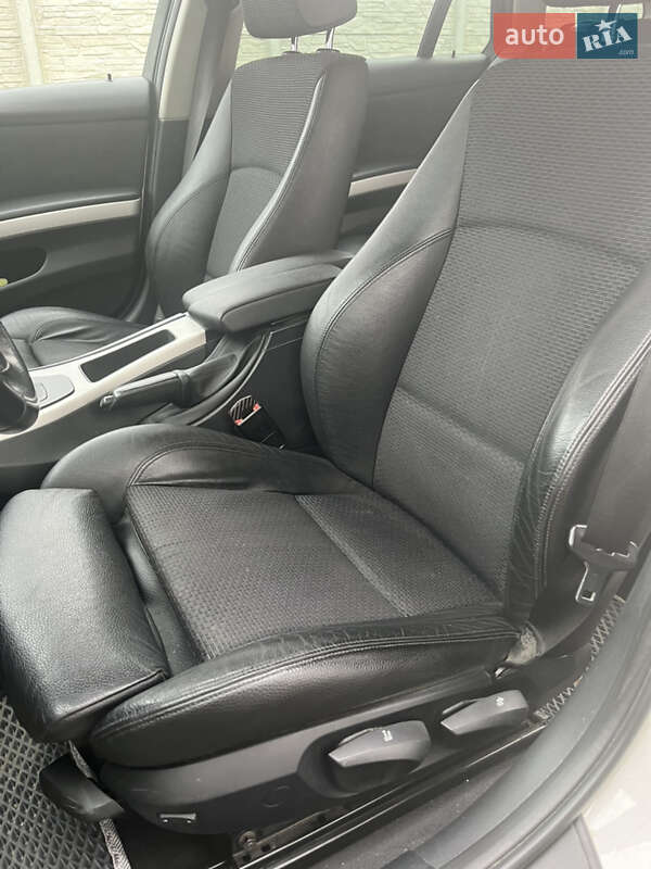 Универсал BMW 3 Series 2012 в Березному