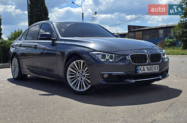 Седан BMW 3 Series 2014 в Сумах