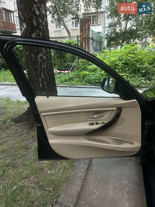 Седан BMW 3 Series 2012 в Киеве