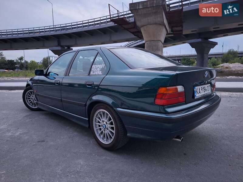 Седан BMW 3 Series 1997 в Киеве