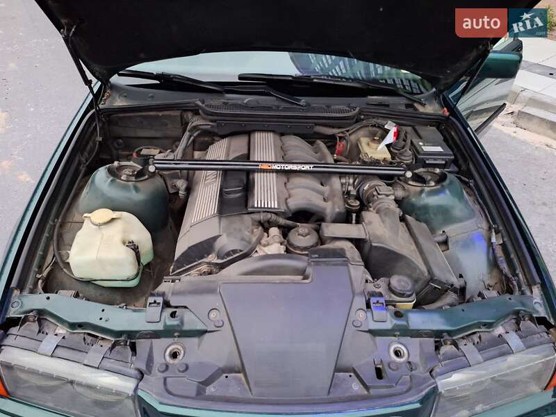 Седан BMW 3 Series 1997 в Киеве