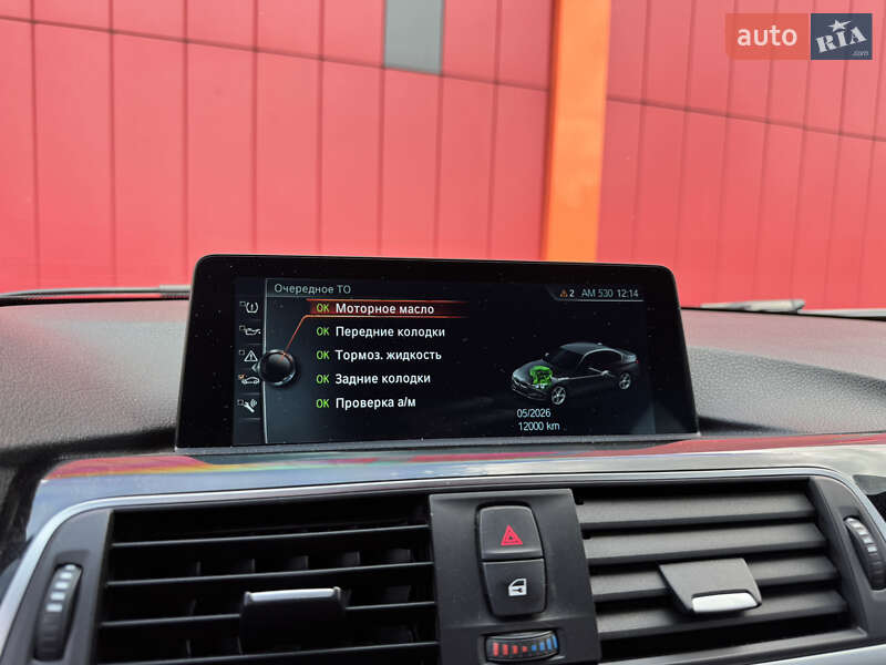 Седан BMW 3 Series 2017 в Киеве