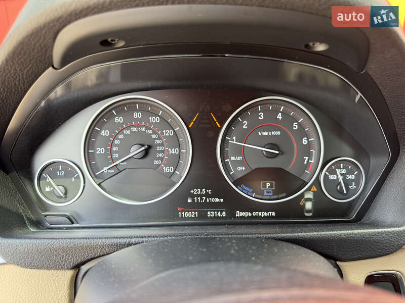 Седан BMW 3 Series 2017 в Киеве