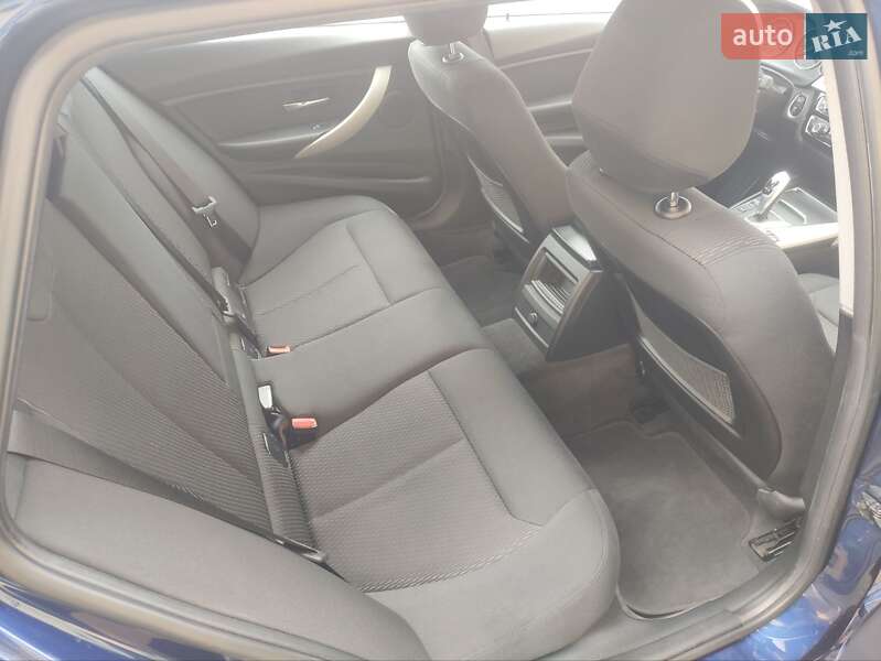 Универсал BMW 3 Series 2019 в Виннице фото 16 Универсал BMW 3 Series 2019 в Виннице