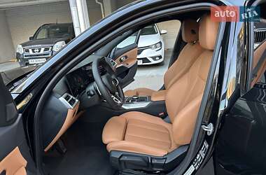 Седан BMW 3 Series 2024 в 