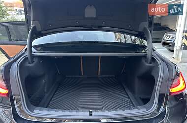 Седан BMW 3 Series 2024 в 