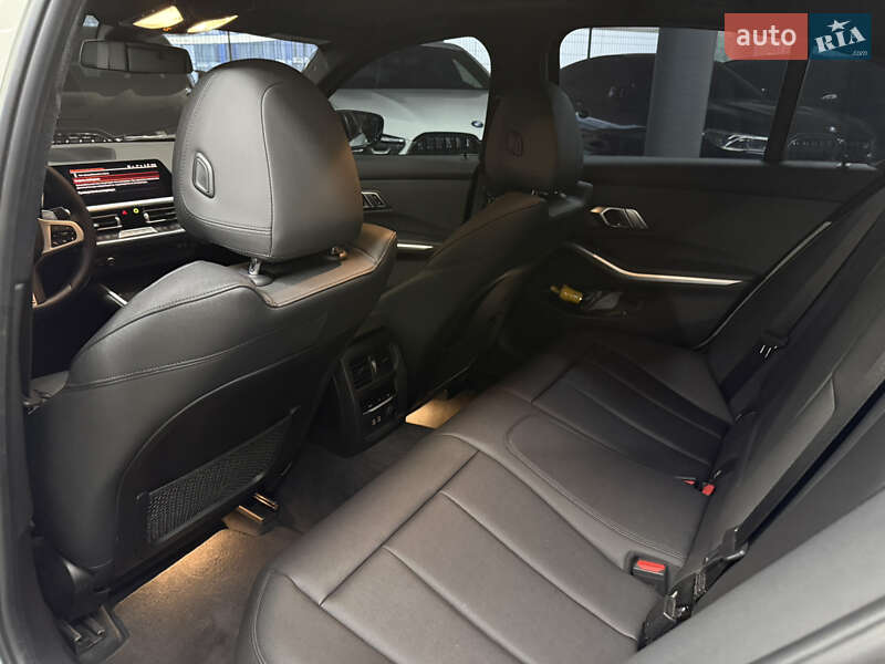 Седан BMW 3 Series 2020 в Одесі фото 21 Седан BMW 3 Series 2020 в Одесі
