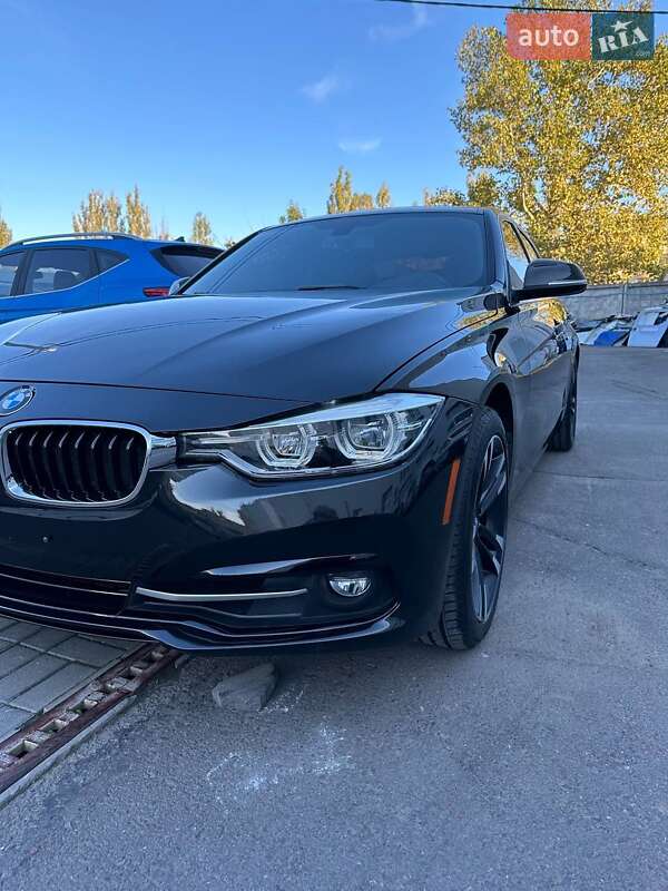 Седан BMW 3 Series 2017 в Баштанці