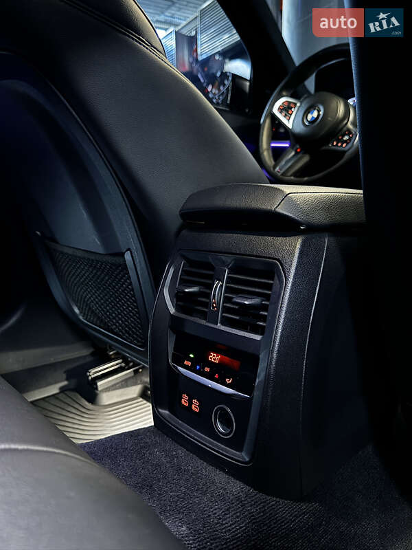 Седан BMW 3 Series 2019 в Києві