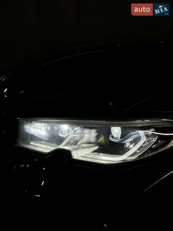 Седан BMW 3 Series 2019 в Києві