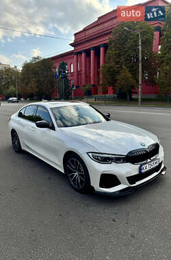 Седан BMW 3 Series 2019 в Киеве