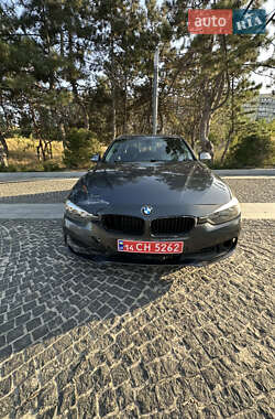 Седан BMW 3 Series 2016 в Дніпрі