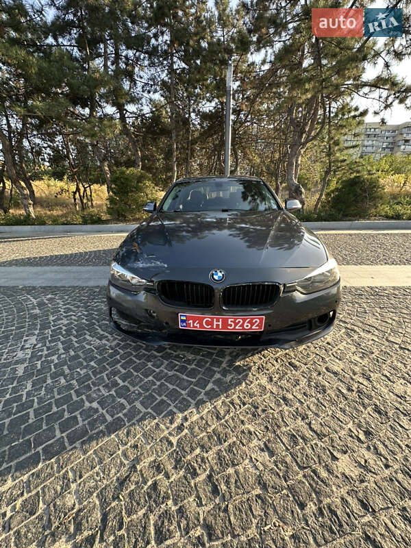 BMW 3 Series 2016