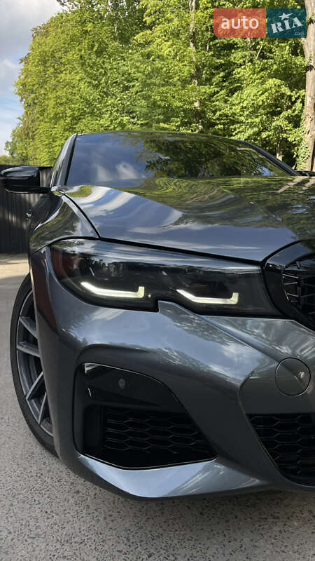 Седан BMW 3 Series 2019 в Львові