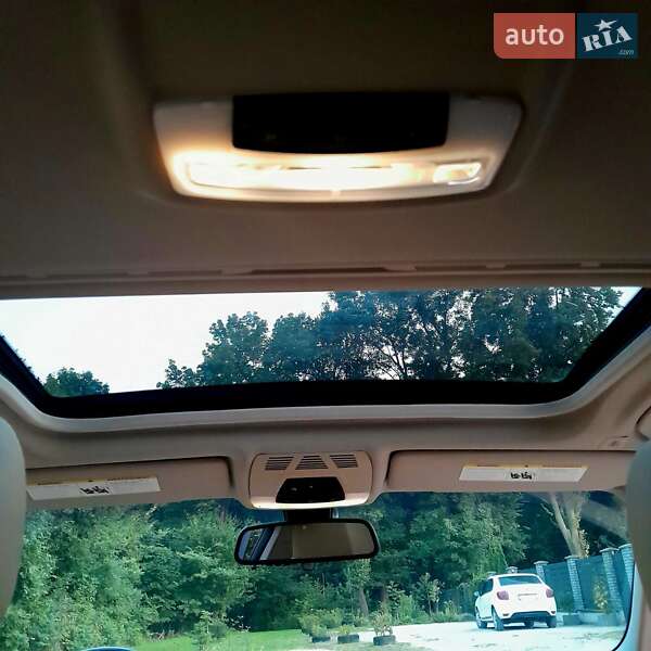 Седан BMW 3 Series 2013 в Львові