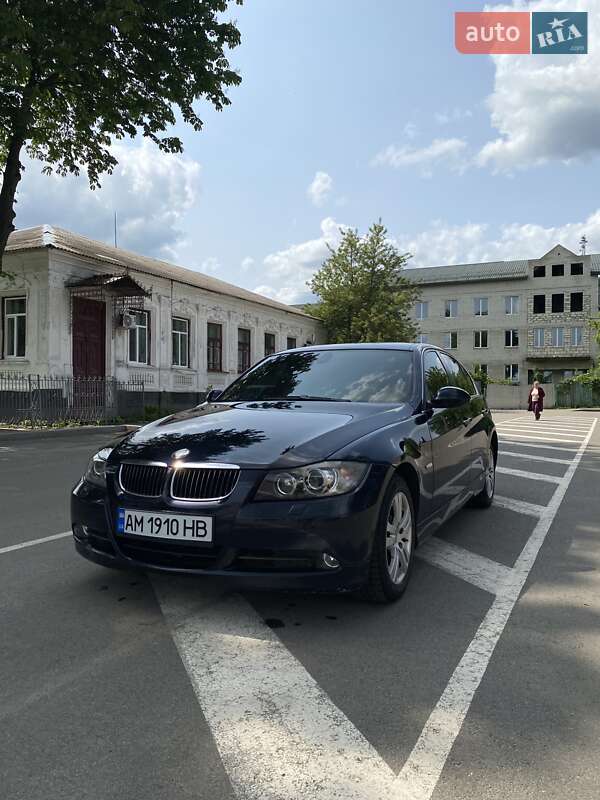 BMW 3 Series 2005