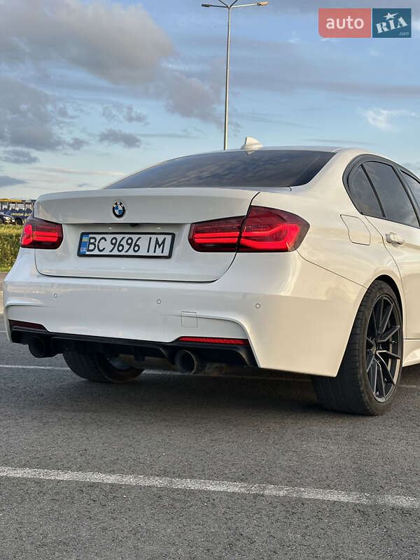 Седан BMW 3 Series 2017 в Львові