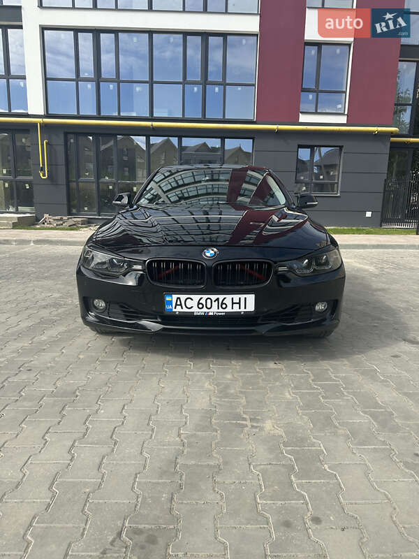 Седан BMW 3 Series 2012 в Луцке