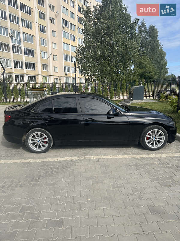 Седан BMW 3 Series 2012 в Луцке
