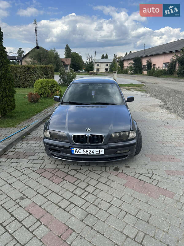BMW 3 Series 2001