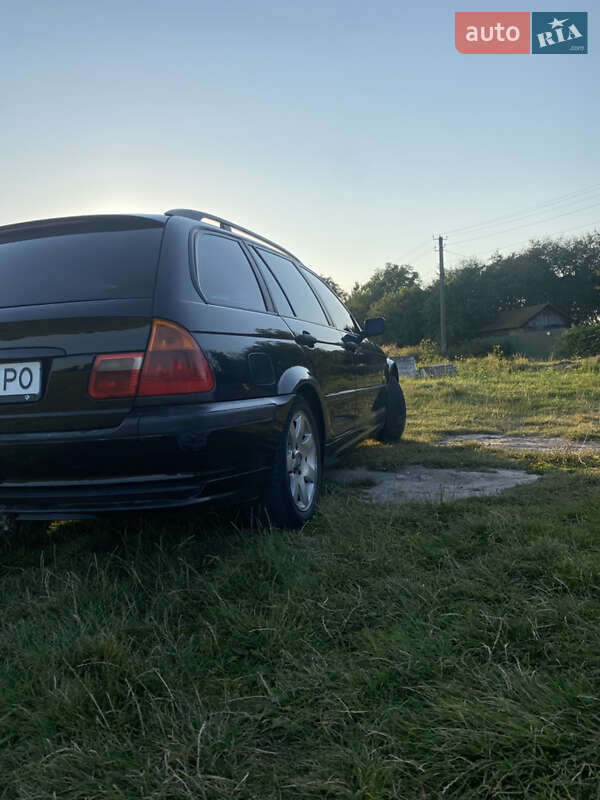 Универсал BMW 3 Series 2001 в Львове