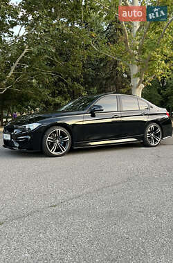 Седан BMW 3 Series 2015 в Одессе