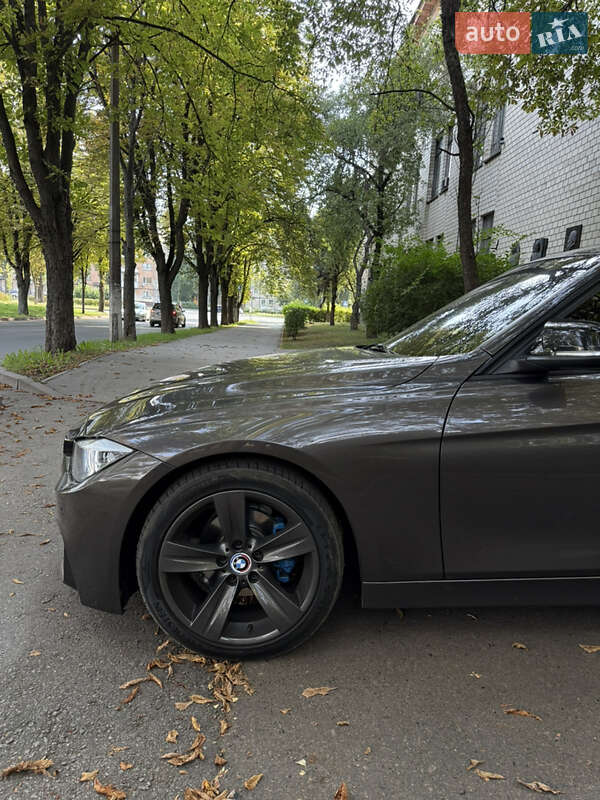 Универсал BMW 3 Series 2015 в Киеве