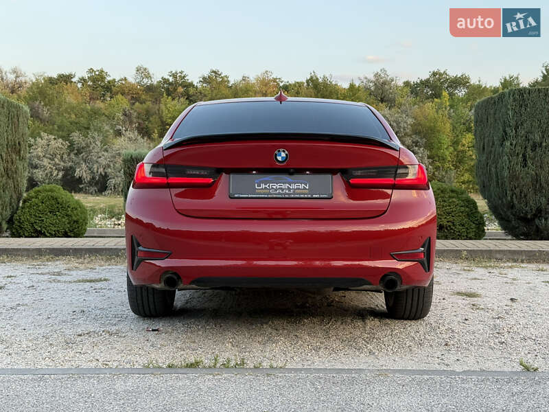 Седан BMW 3 Series 2022 в Дніпрі