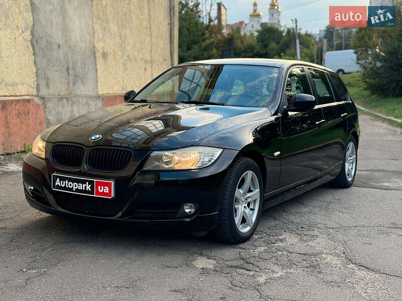 BMW 3 Series 2010
